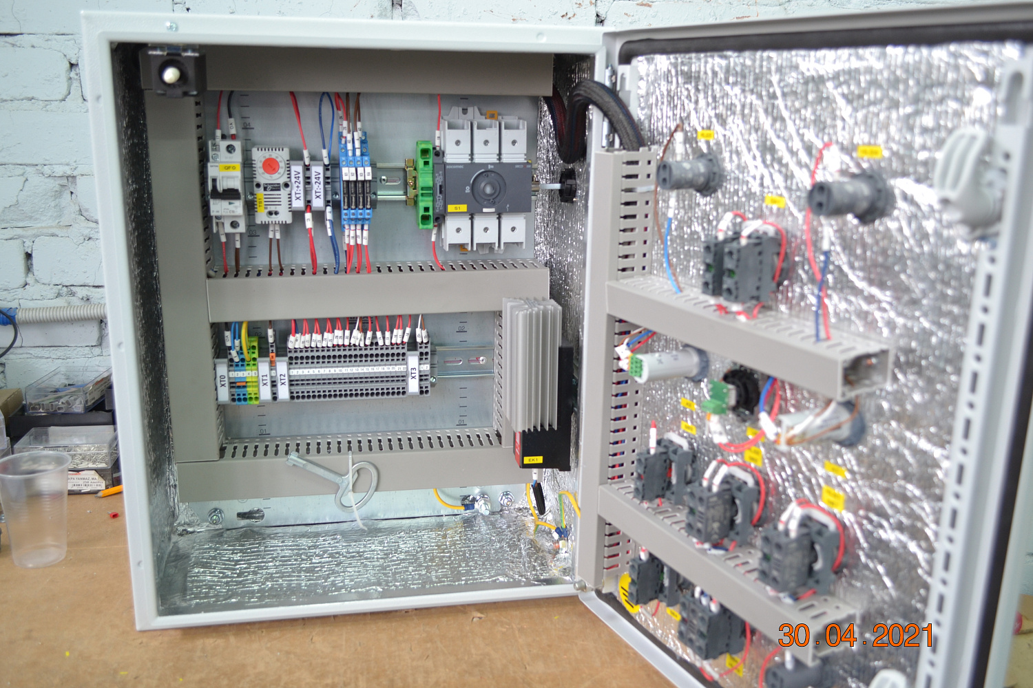 Монтаж термошкафов