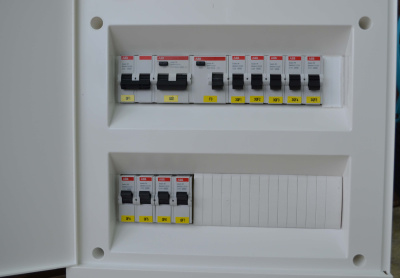 Электрощит для двухкомнатной квартиры. Ввод ~380В